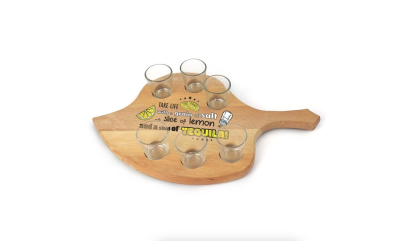 Lesena deska za aperitiv, s katero pozdravite goste